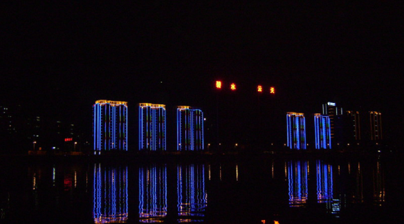 点亮城市的璀璨霓裳：通辽夜景照明工程